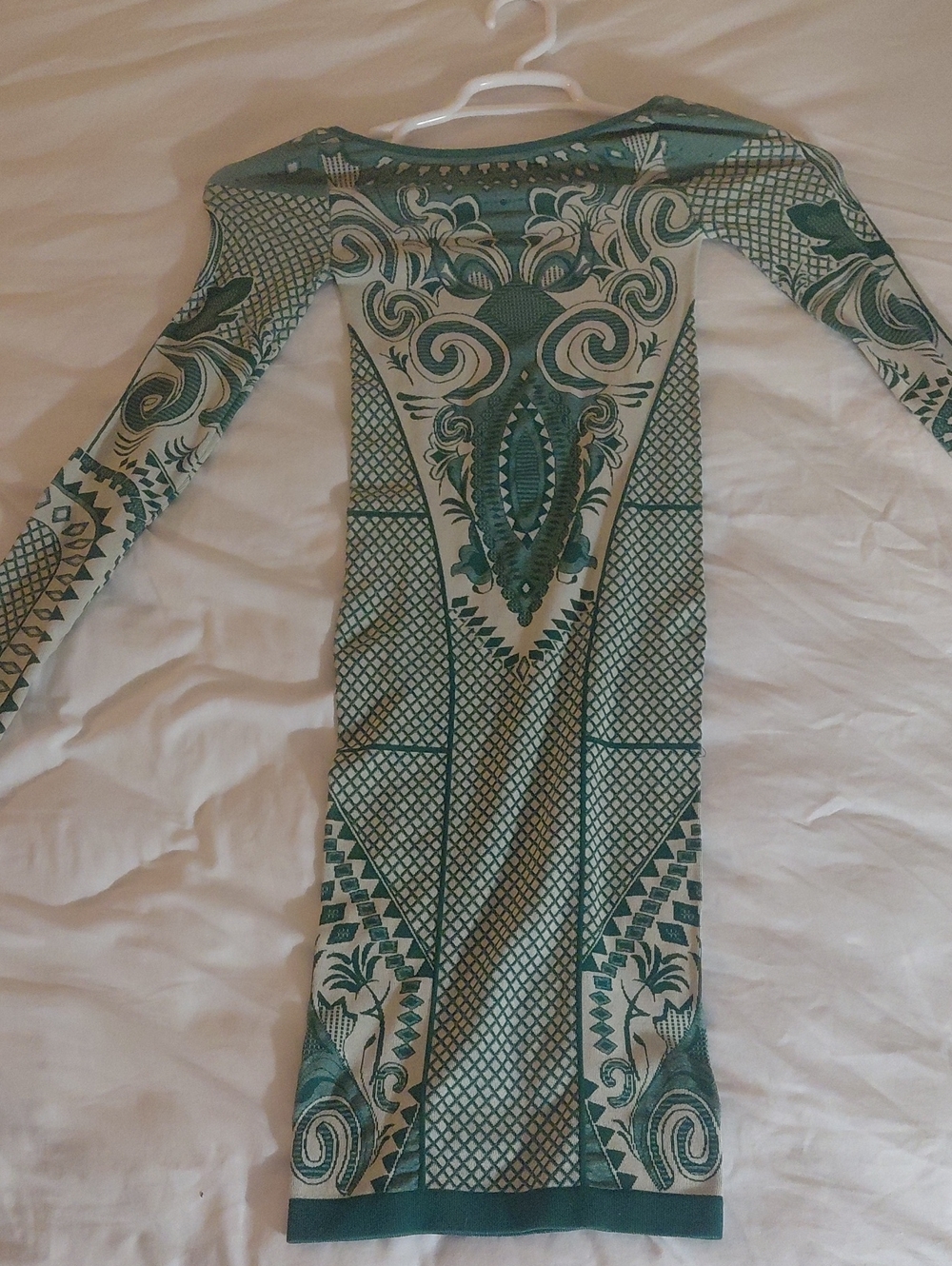 Green and Cream Long-Sleeve Patterned Bodycon Dress